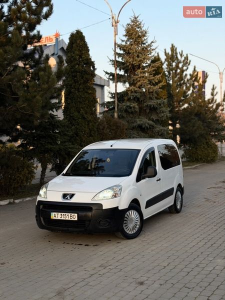 Вантажний фургон Peugeot Partner 2008 в Чернівцях