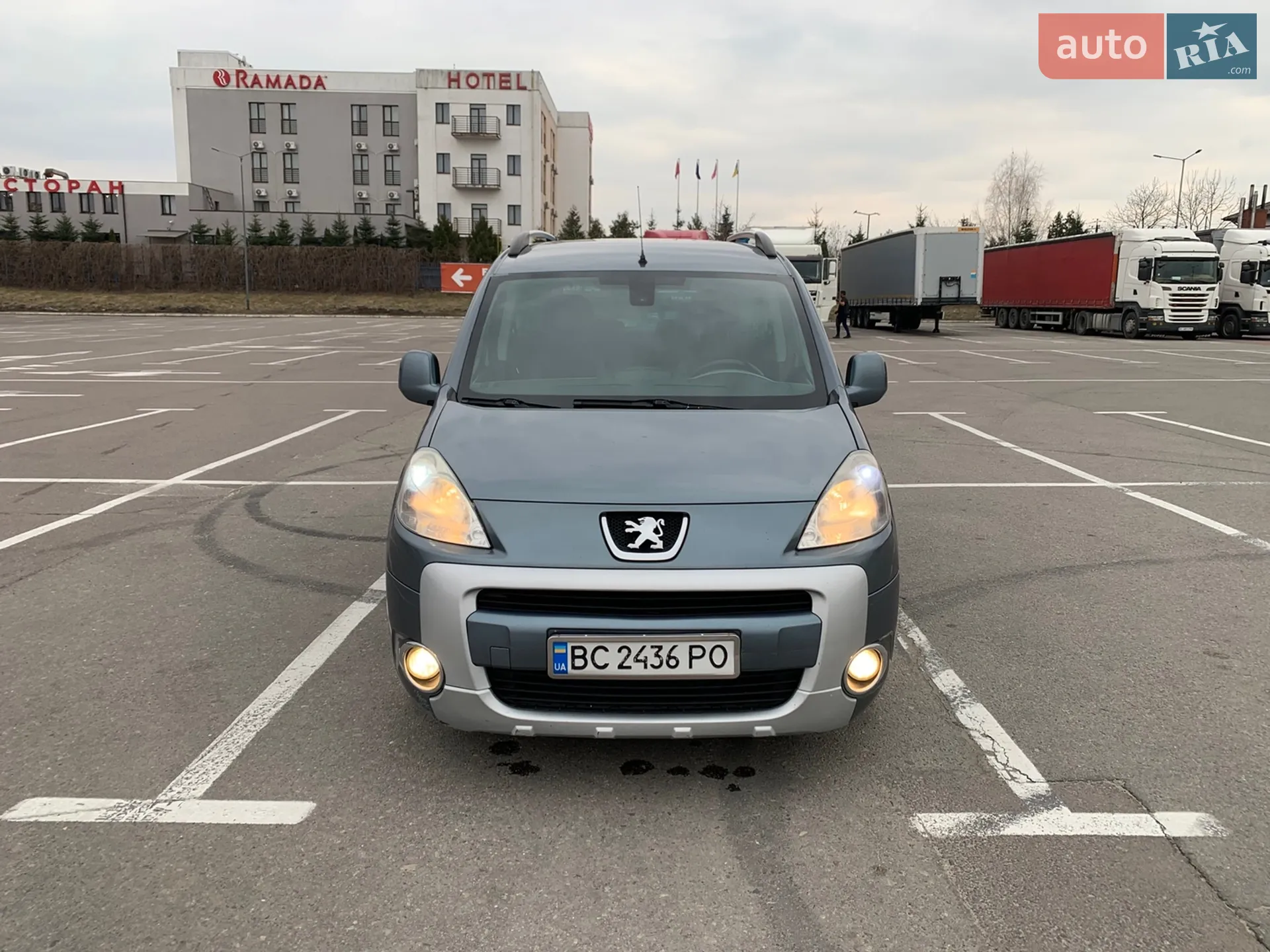 2011 Peugeot Partner - мініатюра 8