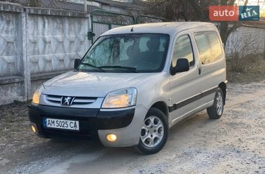 Мінівен Peugeot Partner 2005 в Звягелі
