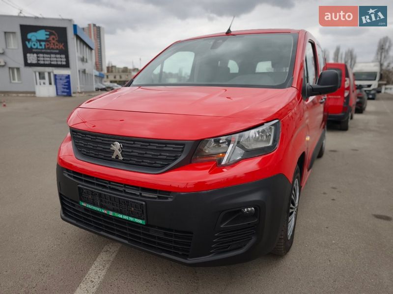 Грузовой фургон Peugeot Partner 2021 в Киеве фото 24 Грузовой фургон Peugeot Partner 2021 в Киеве