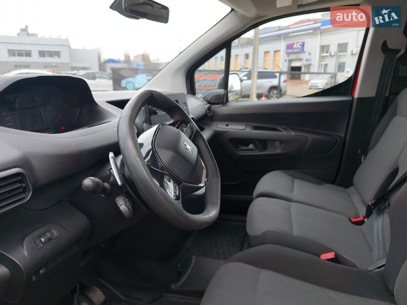 Грузовой фургон Peugeot Partner 2021 в Киеве фото 42 Грузовой фургон Peugeot Partner 2021 в Киеве