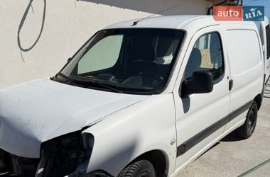 Вантажний фургон Peugeot Partner 2008 в Стоянці