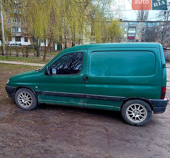 Мінівен Peugeot Partner 2001 в Сумах