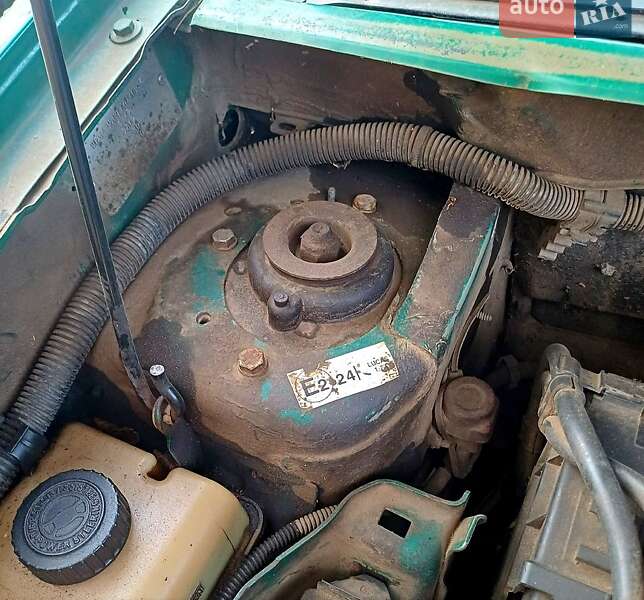 Мінівен Peugeot Partner 2001 в Сумах