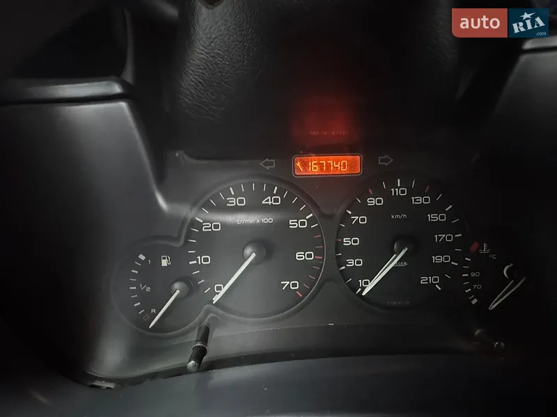 Peugeot Partner 2011 VIN VF3GBKFWCAX519030 фото оголошення 11 з 36