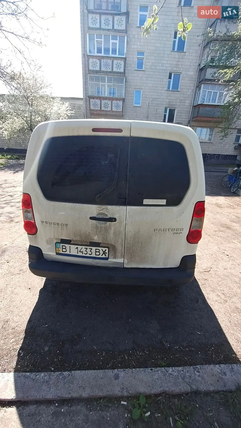2010 Peugeot Partner - мініатюра 12