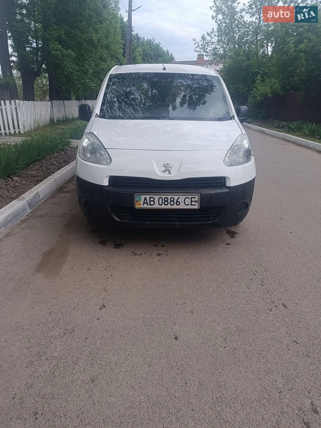 2013 Peugeot Partner - мініатюра 18