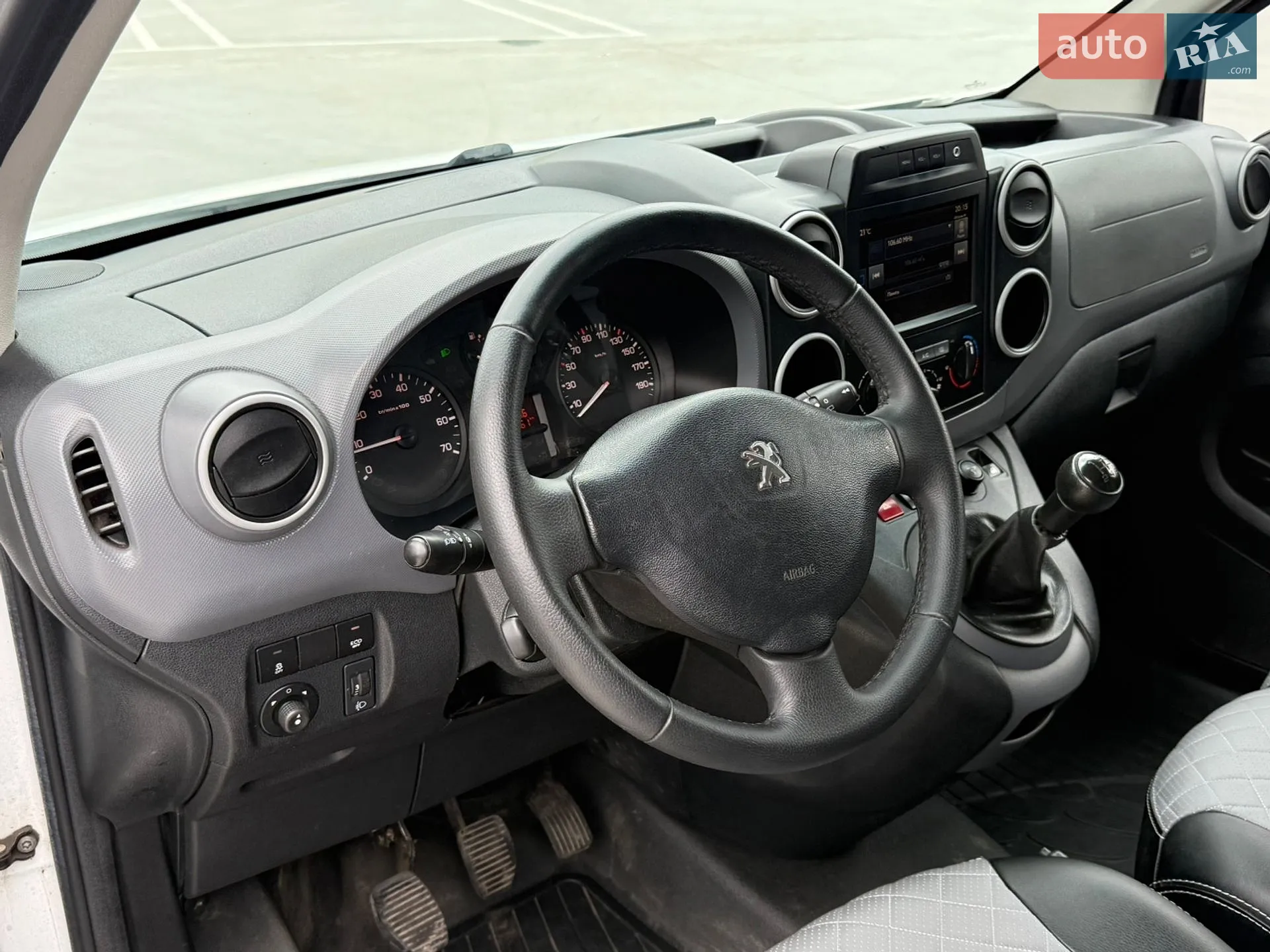2016 Peugeot Partner - мініатюра 23