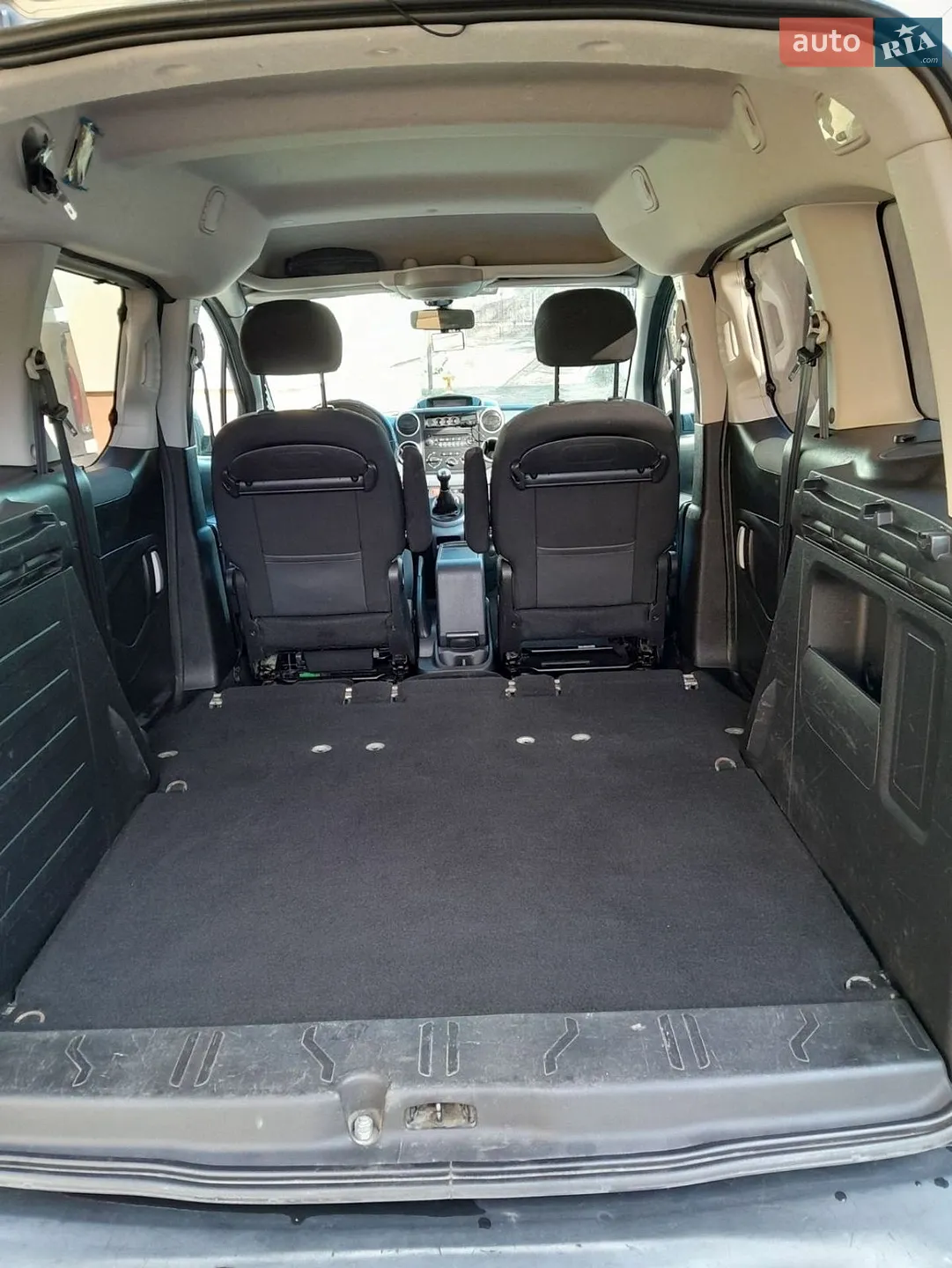 2013 Peugeot Partner - мініатюра 15