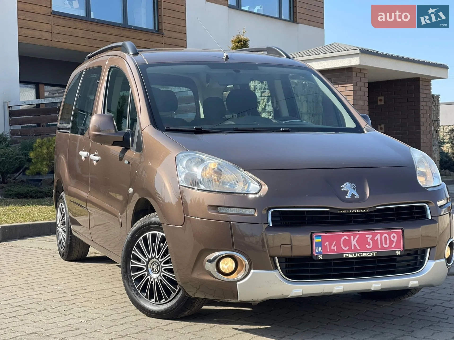 2015 Peugeot Partner - мініатюра 10