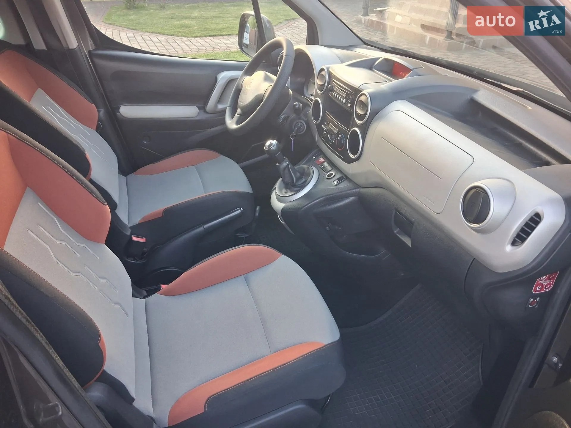 2016 Peugeot Partner - мініатюра 39