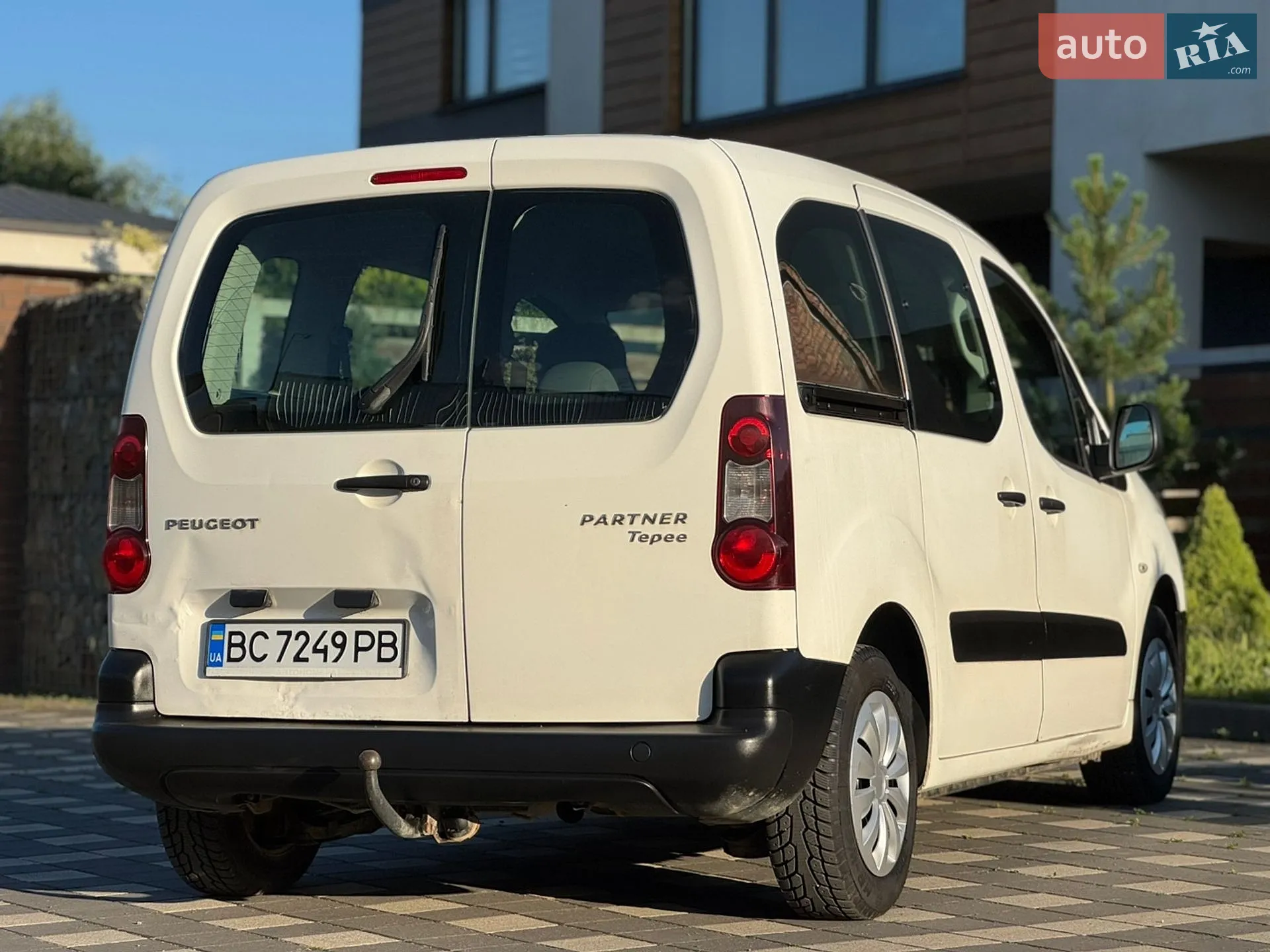 2012 Peugeot Partner - мініатюра 28