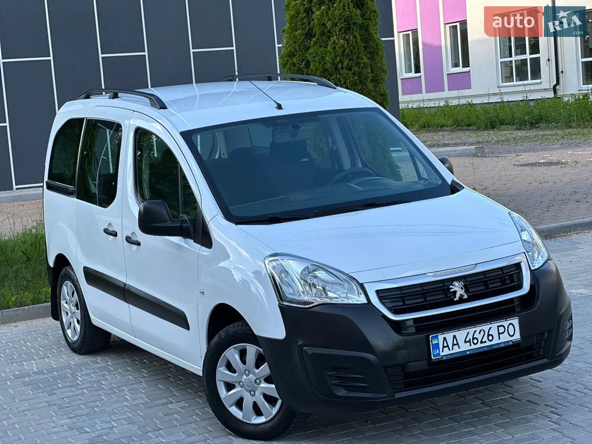 2017 Peugeot Partner - мініатюра 99