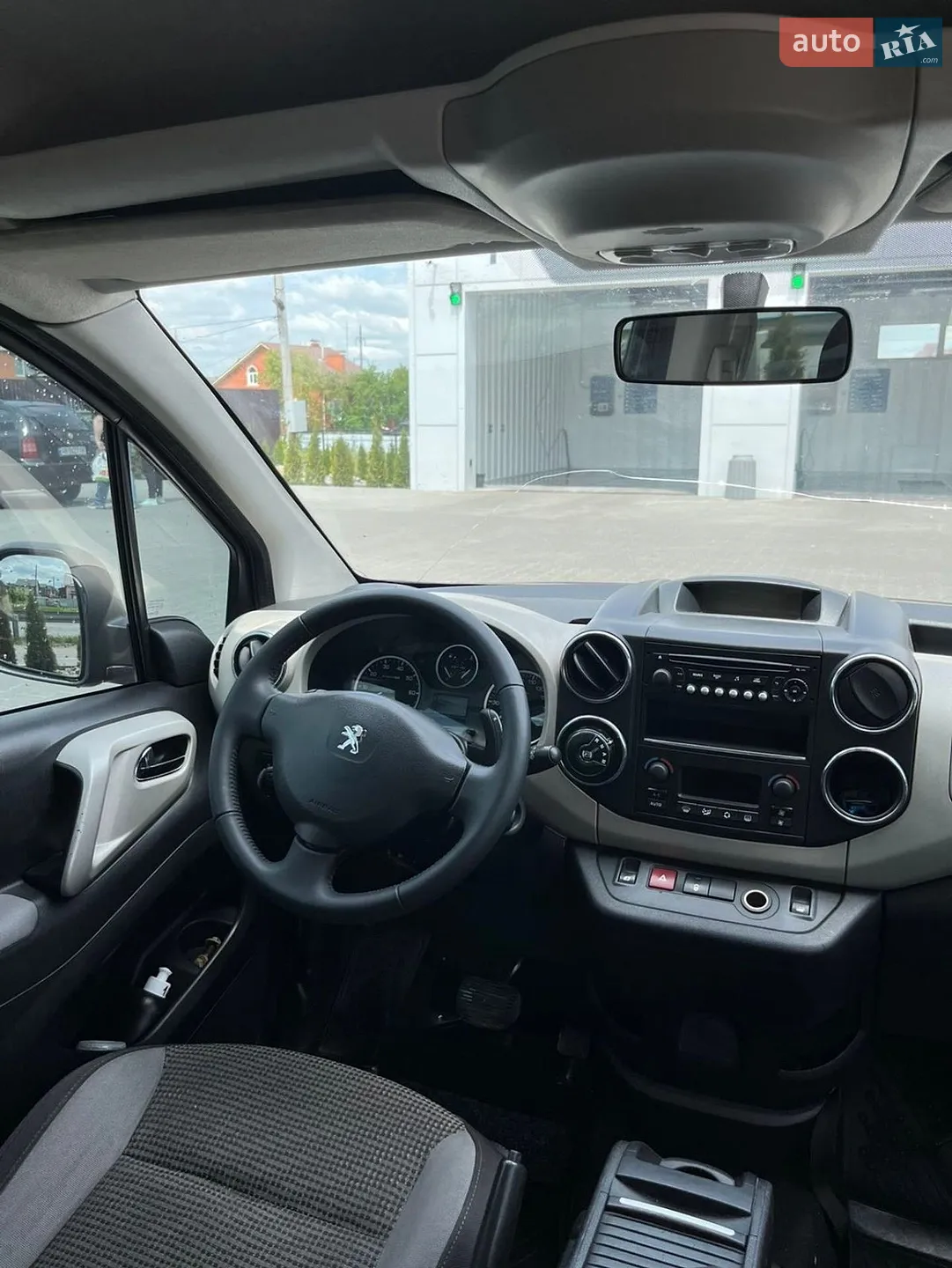 2014 Peugeot Partner - мініатюра 14