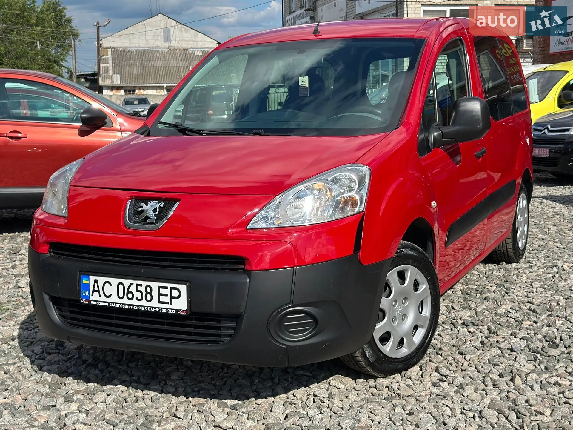 2012 Peugeot Partner - мініатюра 2