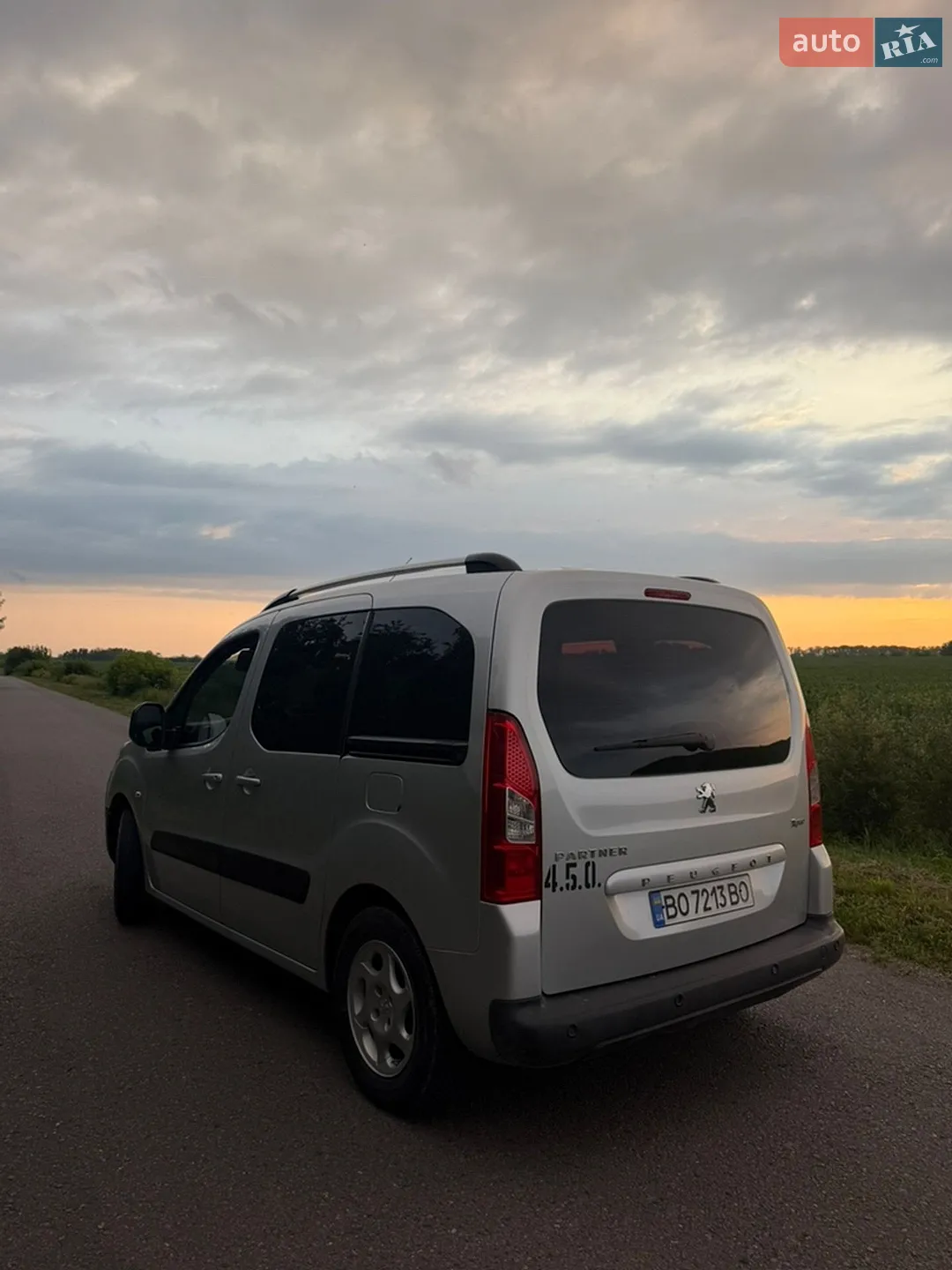 2011 Peugeot Partner - мініатюра 7