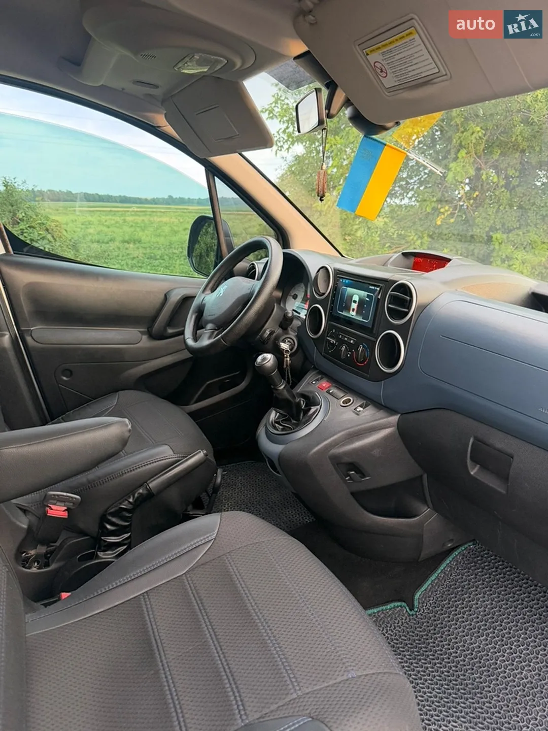 2011 Peugeot Partner - мініатюра 19