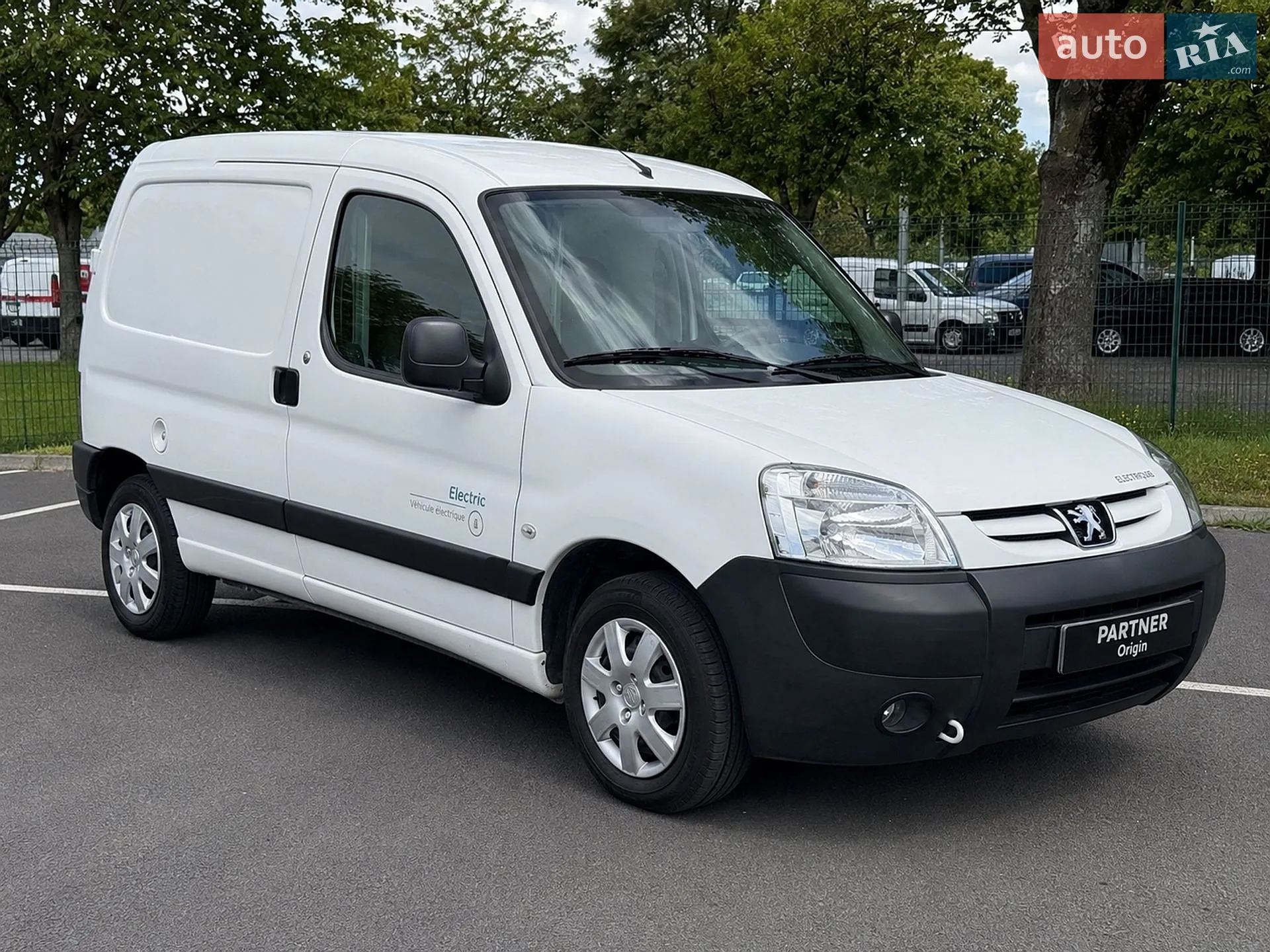2011 Peugeot Partner - мініатюра 3