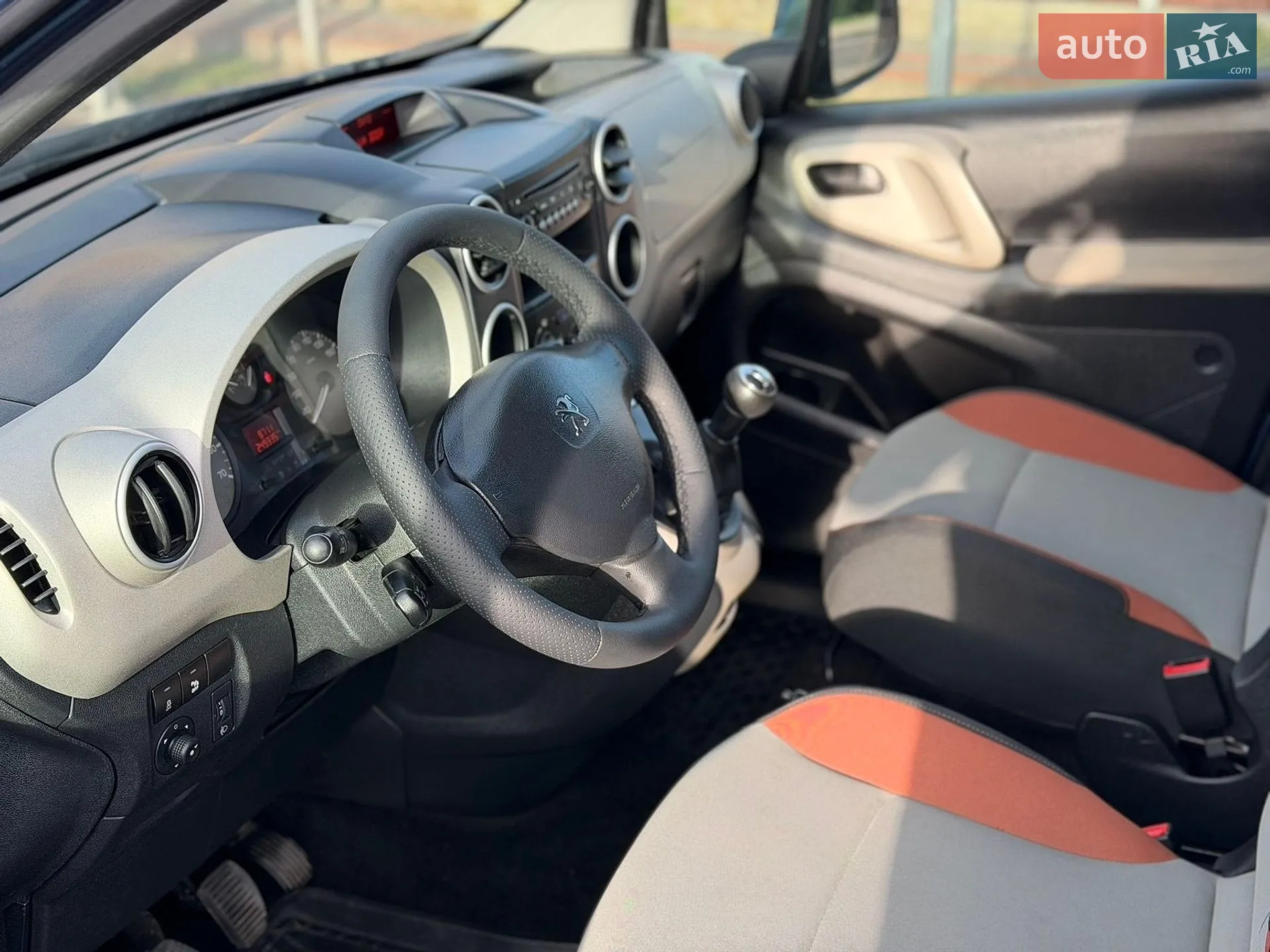 2016 Peugeot Partner - мініатюра 10
