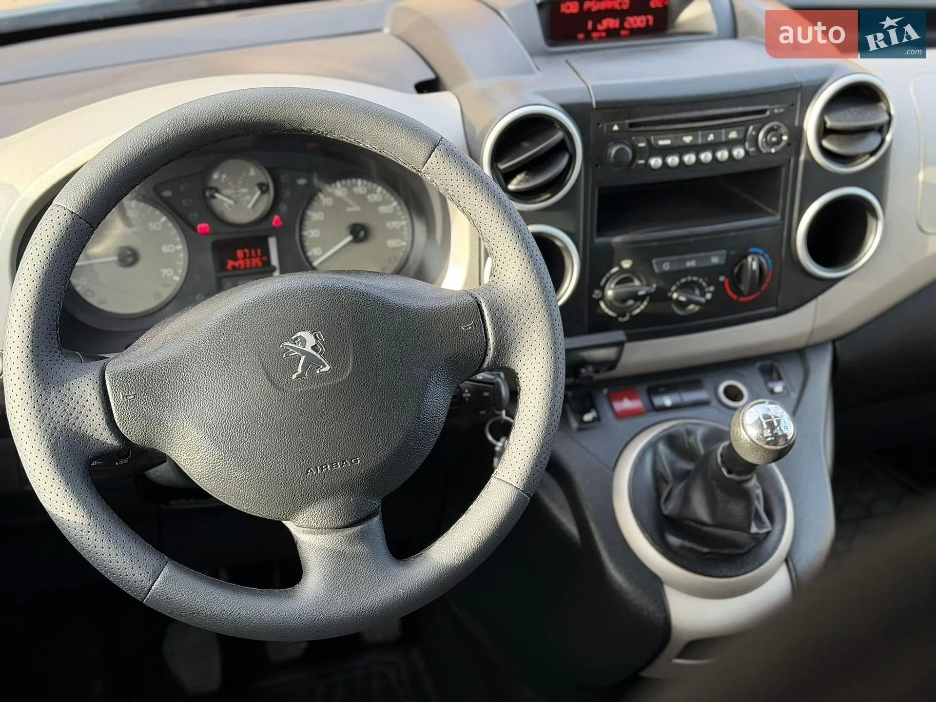 2016 Peugeot Partner - мініатюра 16