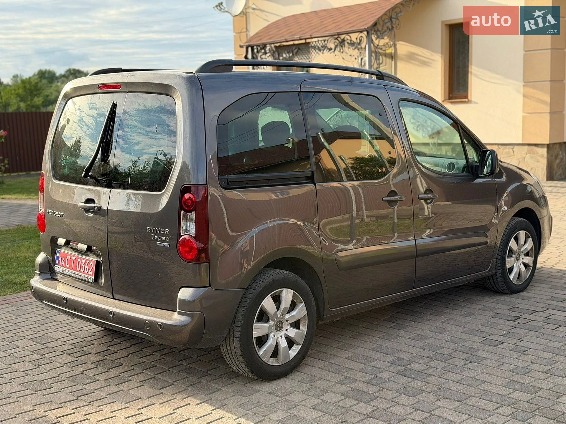 2016 Peugeot Partner - мініатюра 16