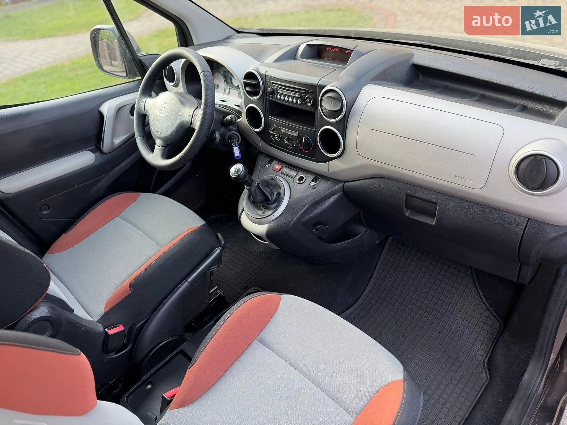 2016 Peugeot Partner - мініатюра 27