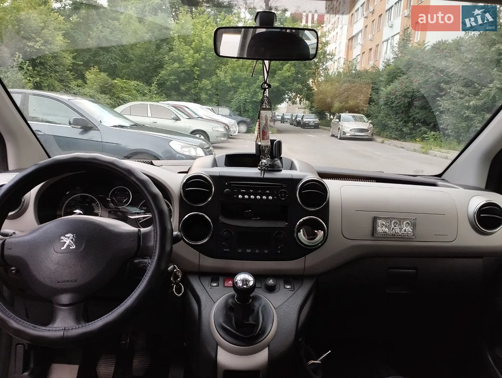 2013 Peugeot Partner - мініатюра 17