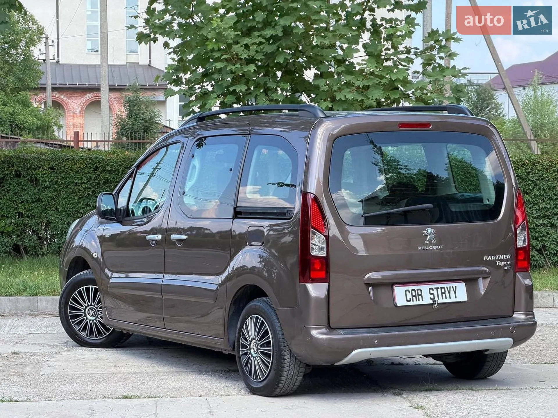 2015 Peugeot Partner - мініатюра 17