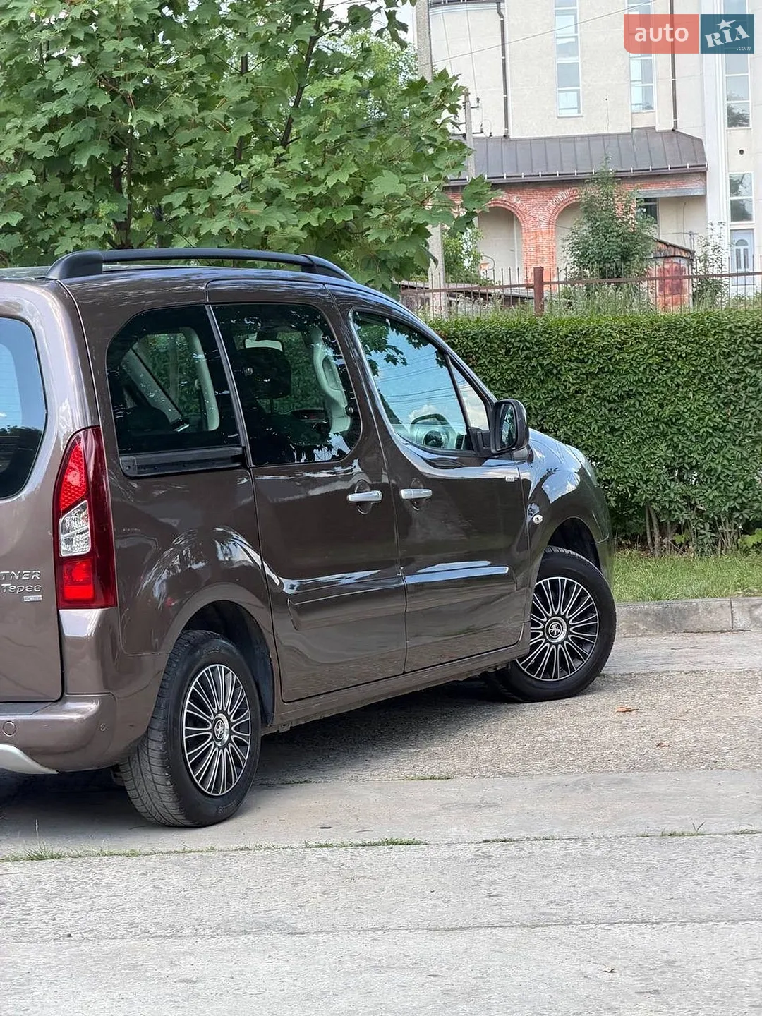 2015 Peugeot Partner - мініатюра 19
