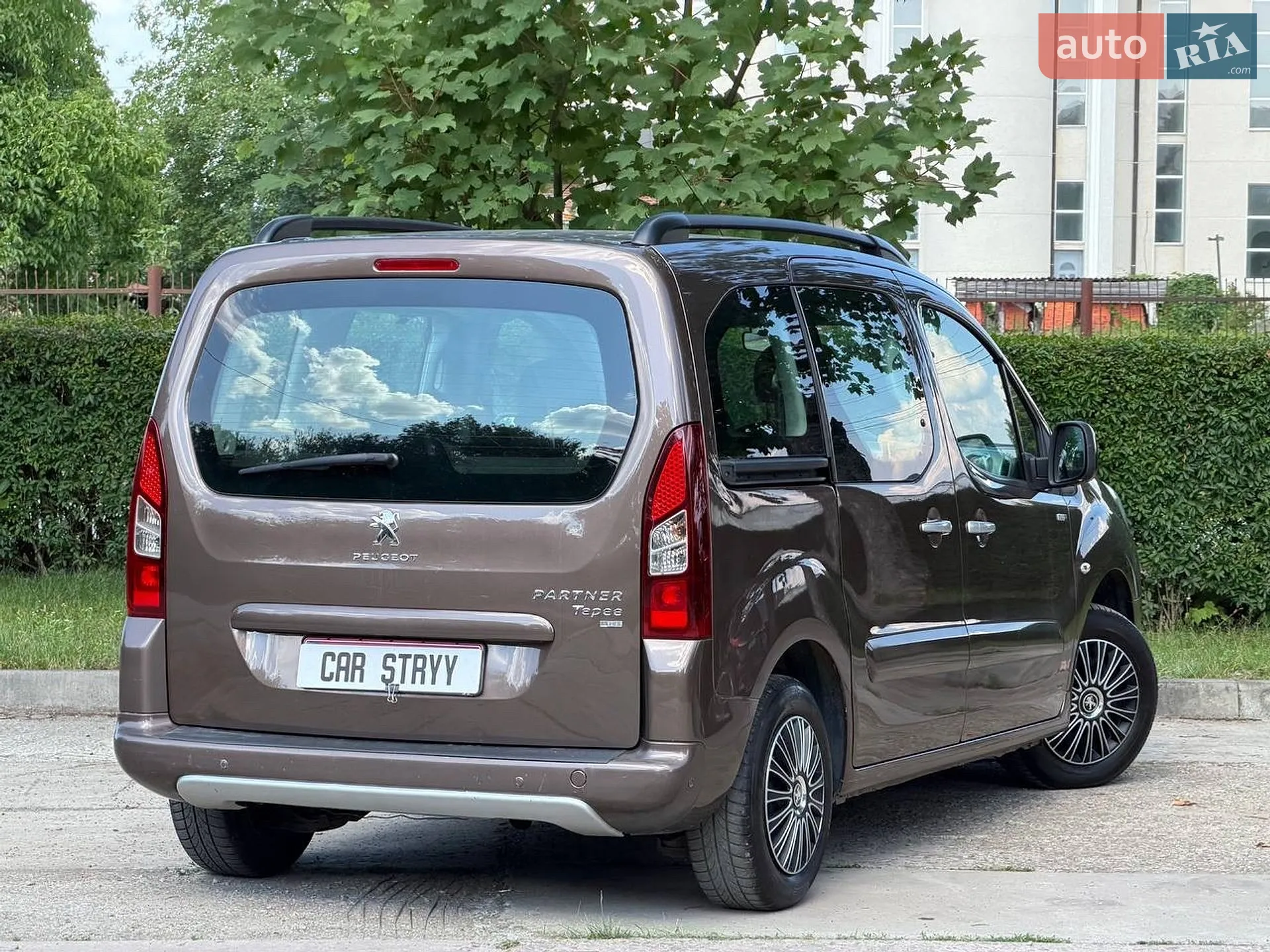 2015 Peugeot Partner - мініатюра 22