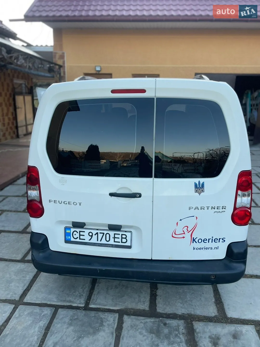2010 Peugeot Partner - мініатюра 3