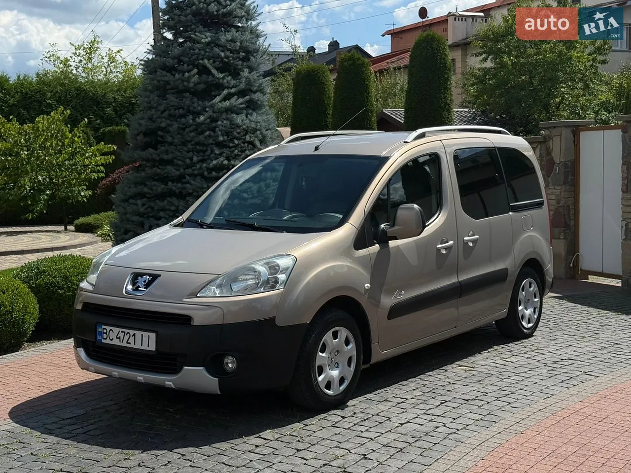 2011 Peugeot Partner - мініатюра 12