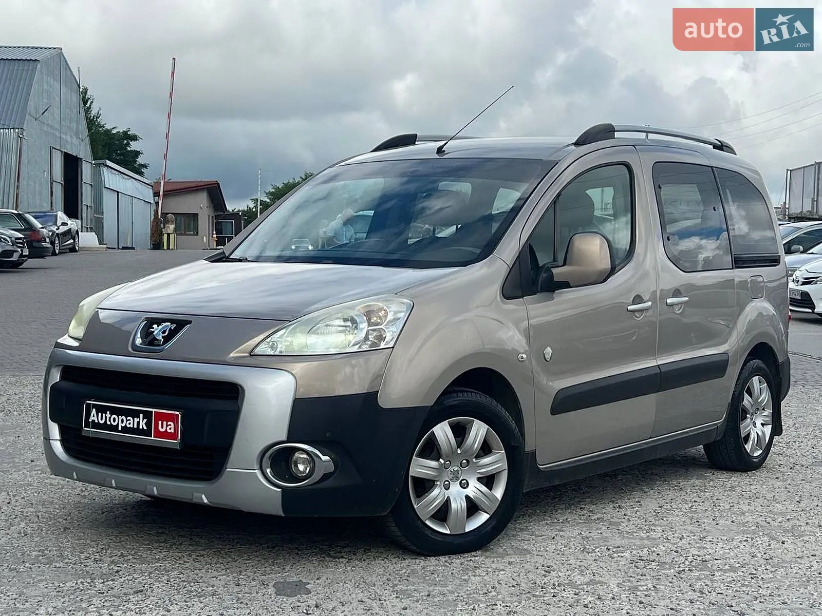 2012 Peugeot Partner - фото 1