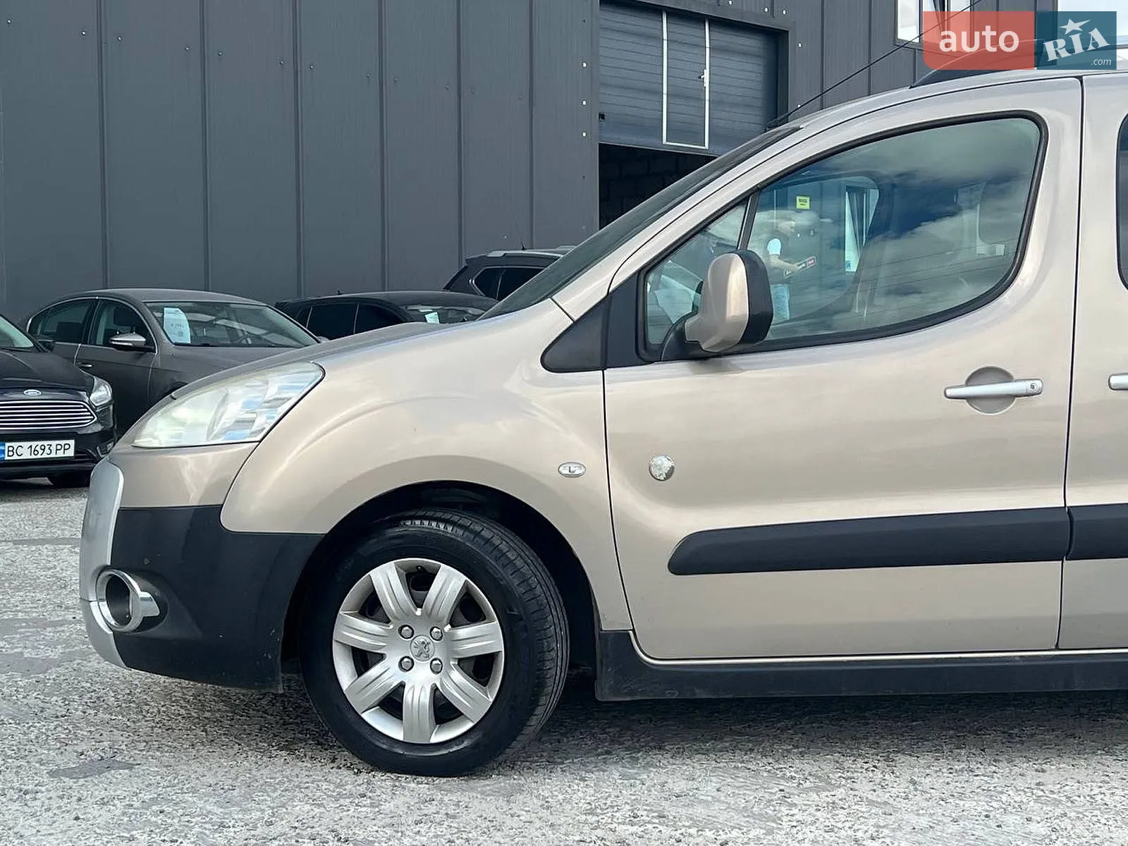 2012 Peugeot Partner - мініатюра 2