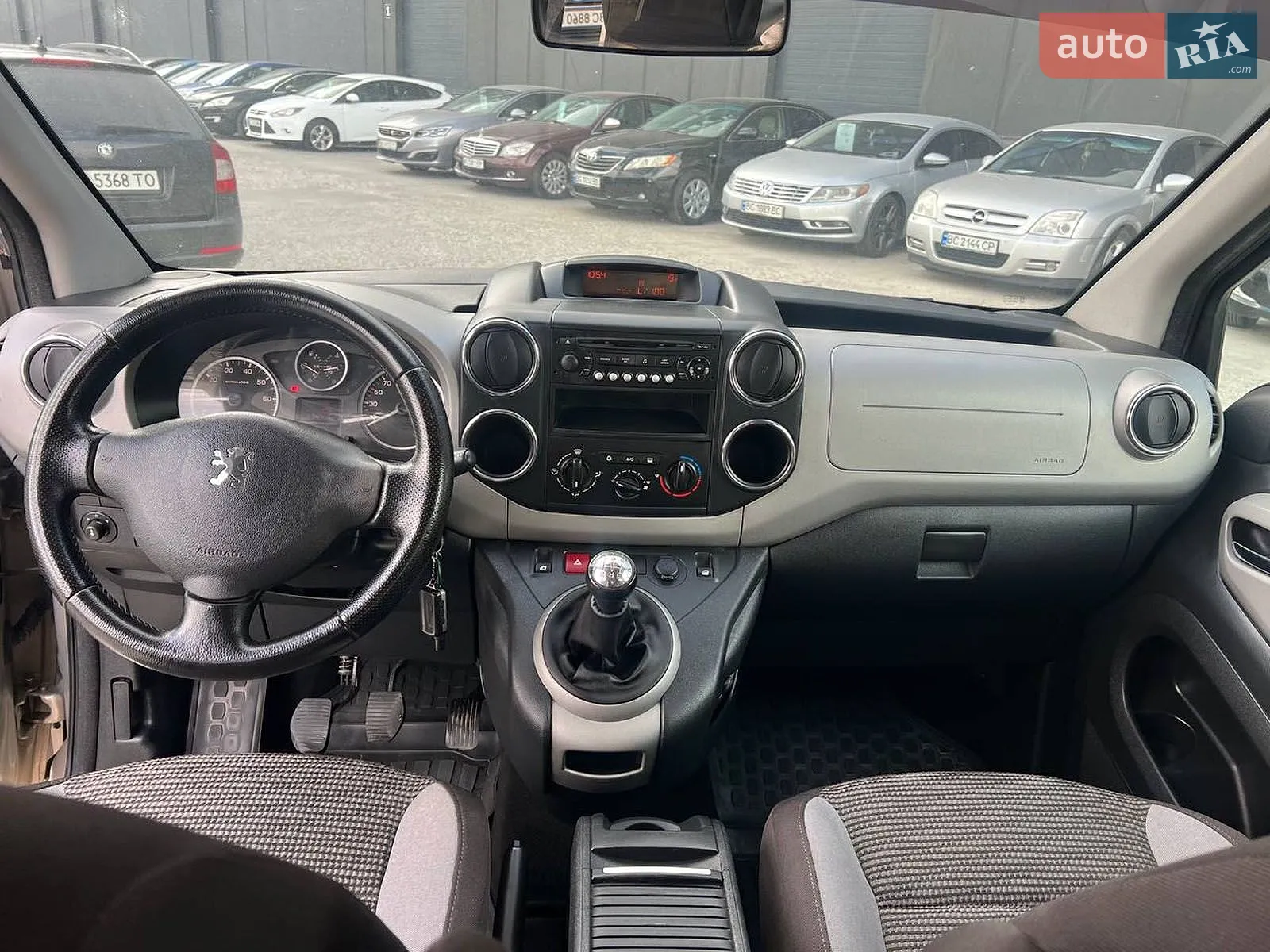 2012 Peugeot Partner - мініатюра 35