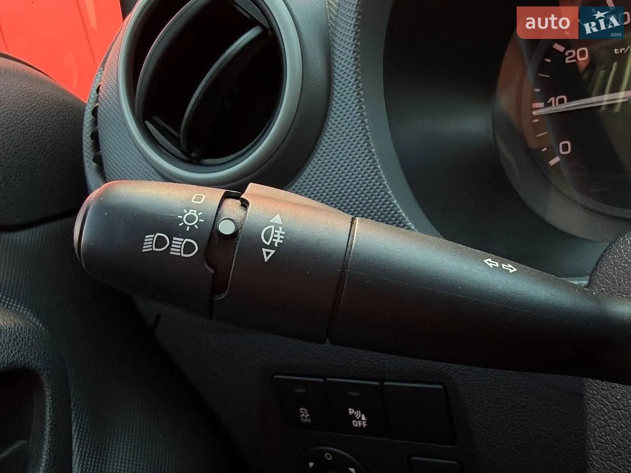 2015 Peugeot Partner - мініатюра 17