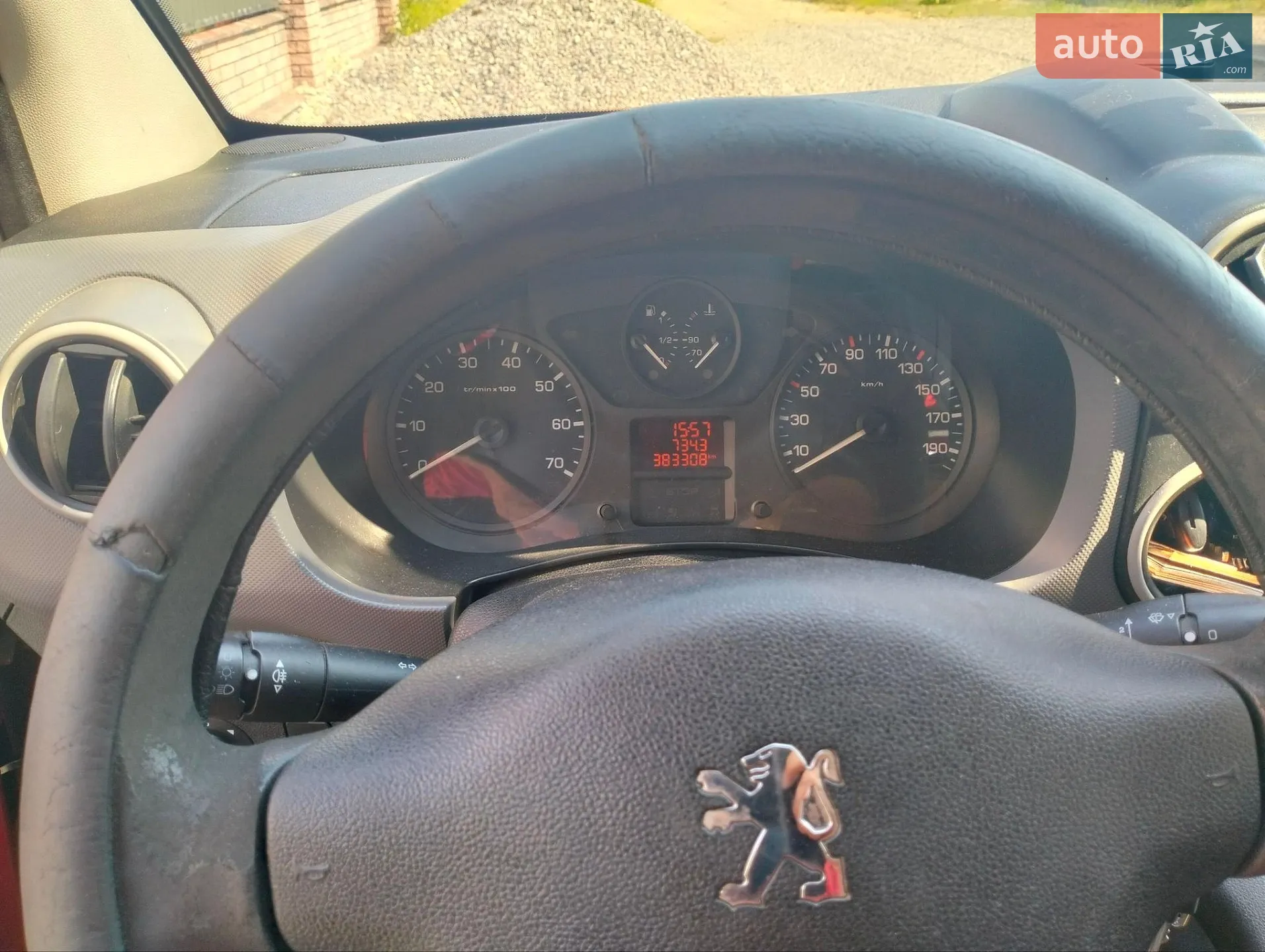 2011 Peugeot Partner - мініатюра 23