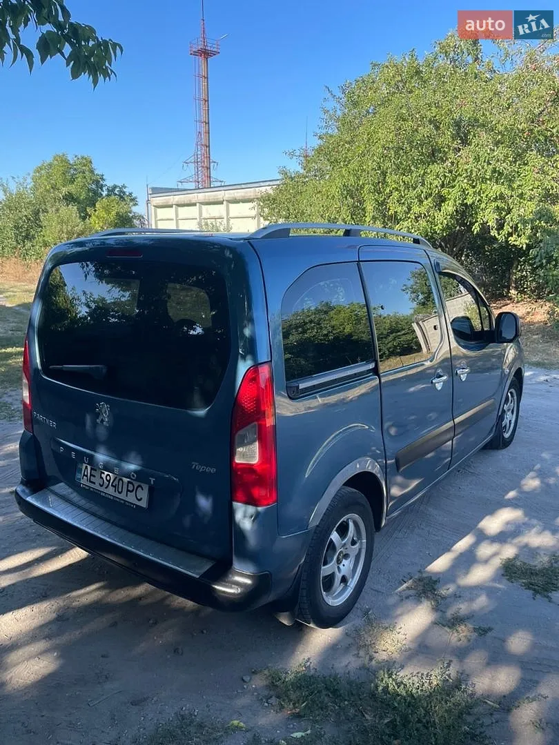 2011 Peugeot Partner - мініатюра 4