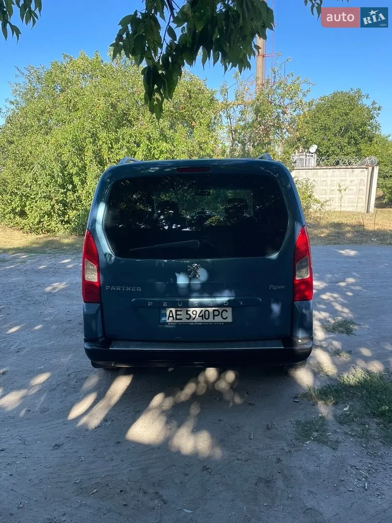 2011 Peugeot Partner - мініатюра 5