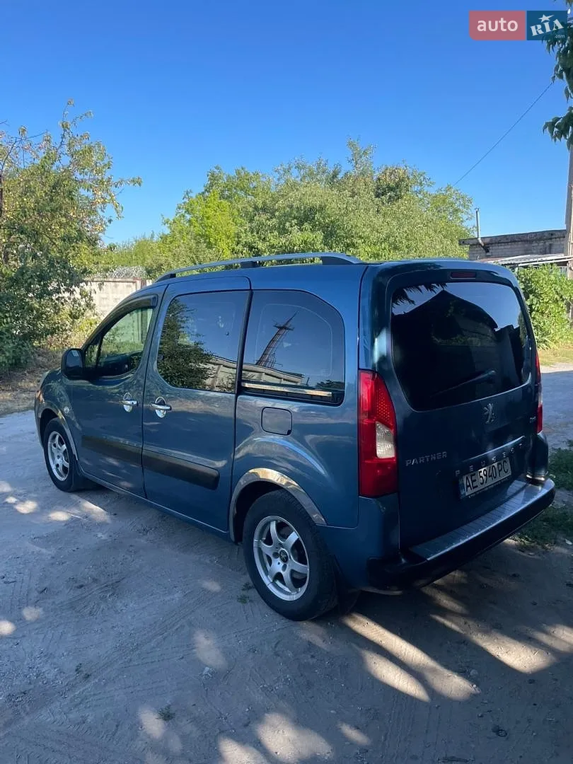 2011 Peugeot Partner - мініатюра 6