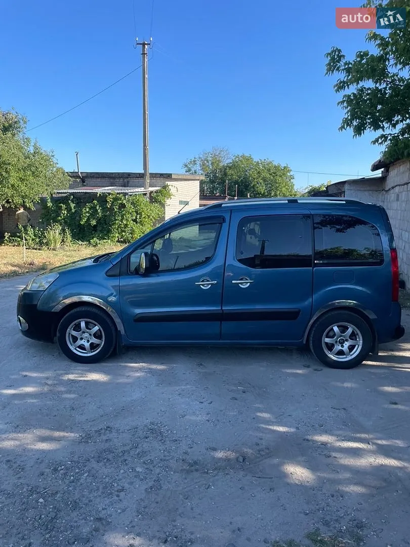 2011 Peugeot Partner - мініатюра 7