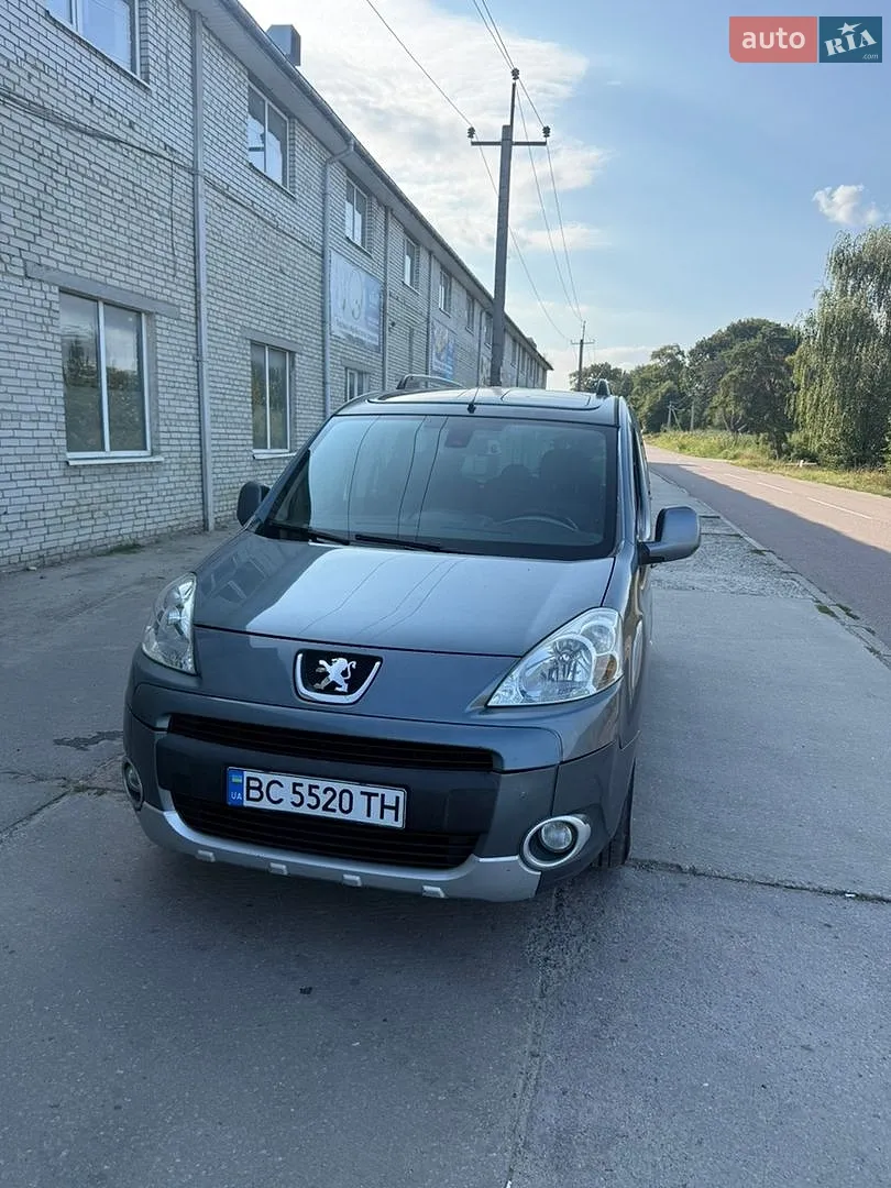 2011 Peugeot Partner - мініатюра 2