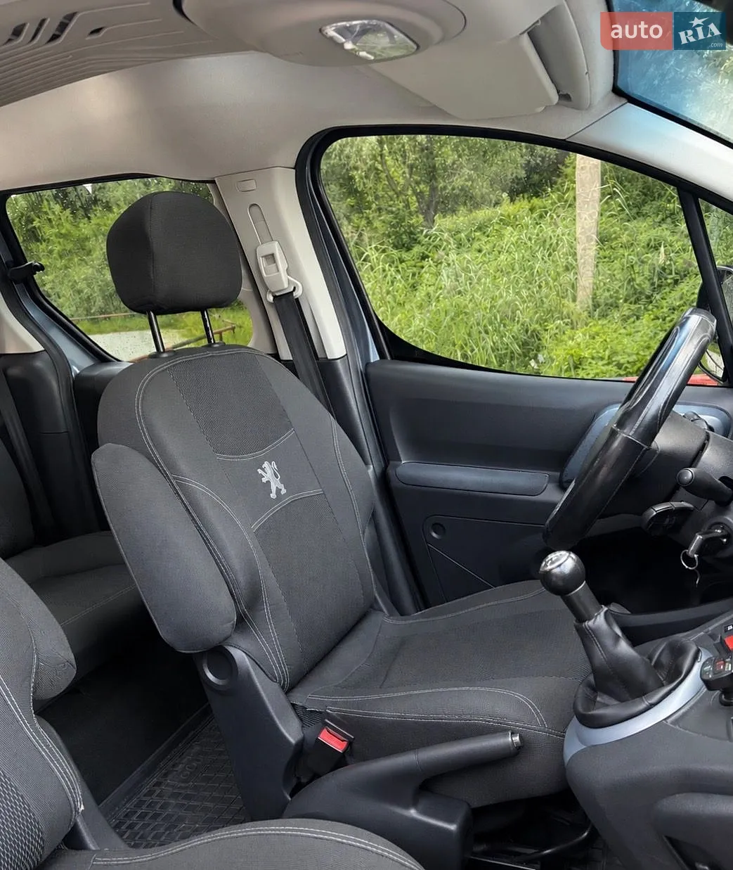 2011 Peugeot Partner - мініатюра 11