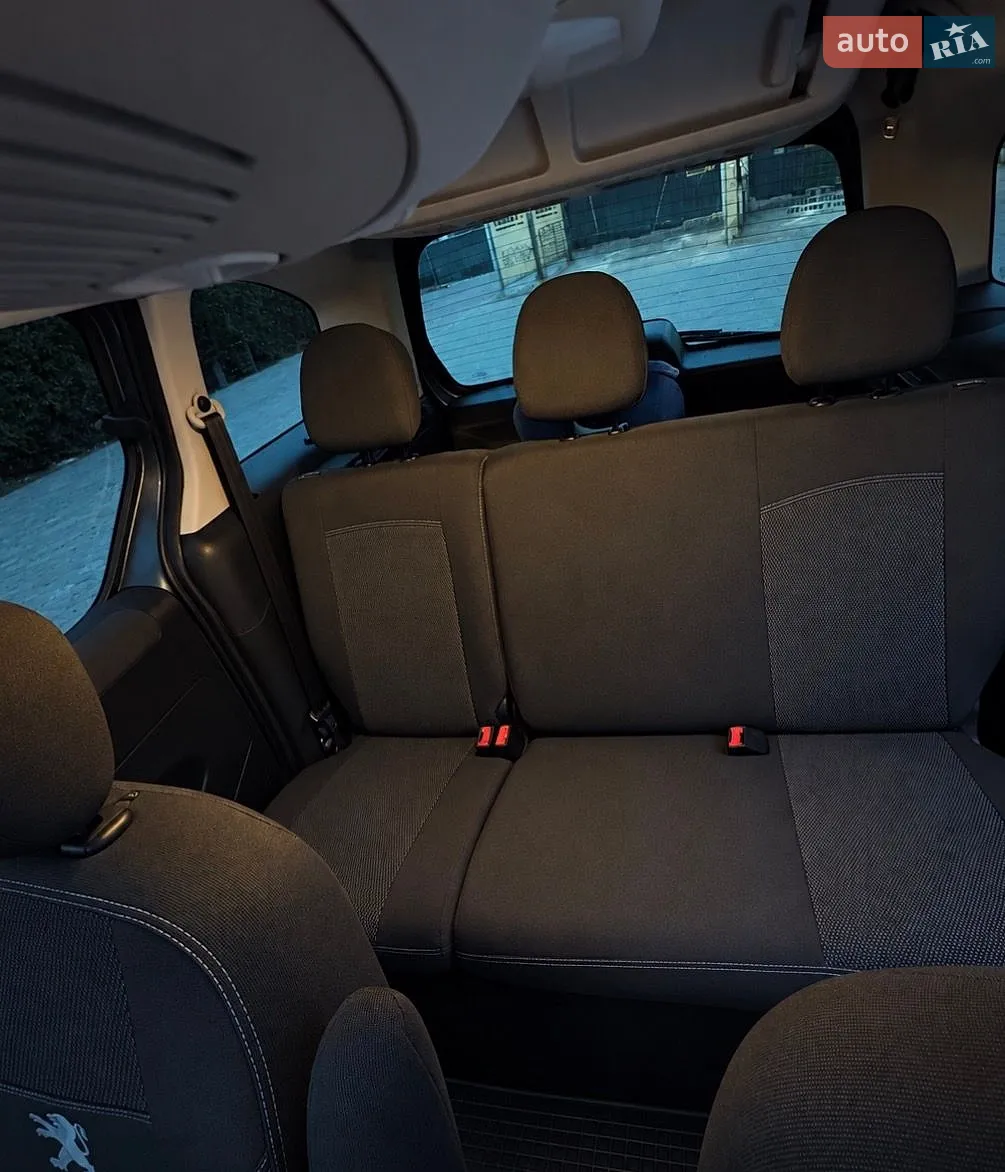 2011 Peugeot Partner - мініатюра 17