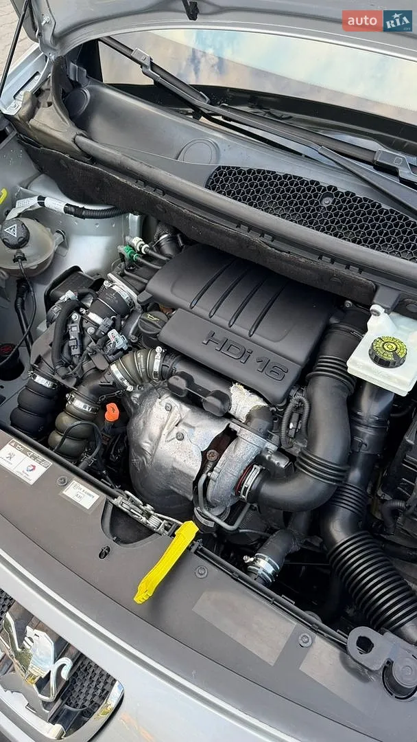 2011 Peugeot Partner - мініатюра 21