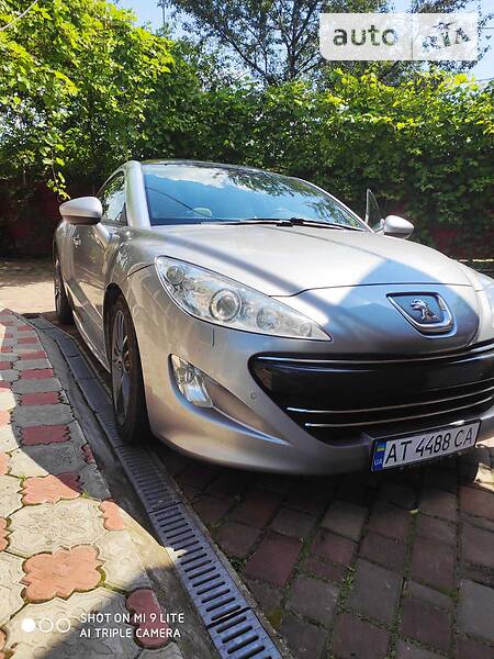 Седан Peugeot RCZ 2012 в Ивано-Франковске