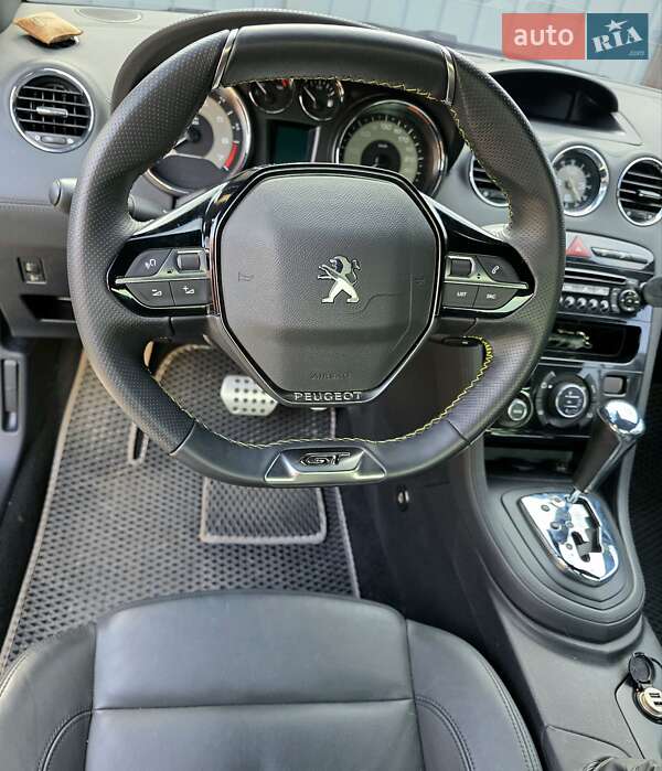 Купе Peugeot RCZ 2011 в Києві