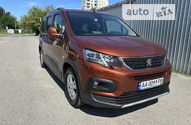 Мінівен Peugeot Rifter 2020 в Києві