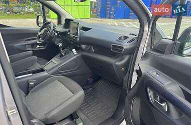 Минивэн Peugeot Rifter 2023 в 