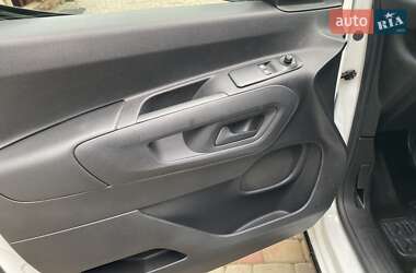 Минивэн Peugeot Rifter 2020 в 